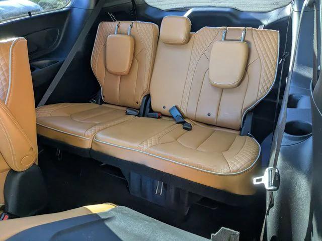 2021 Chrysler Pacifica Hybrid Pinnacle