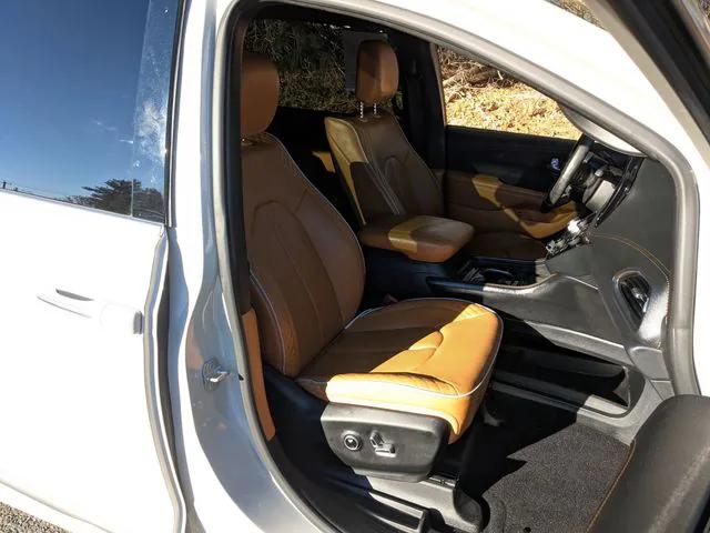 2021 Chrysler Pacifica Hybrid Pinnacle