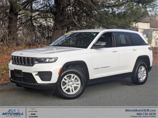 2023 Jeep Grand Cherokee Laredo 4x4