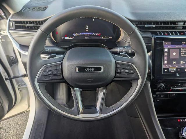 2023 Jeep Grand Cherokee Laredo 4x4