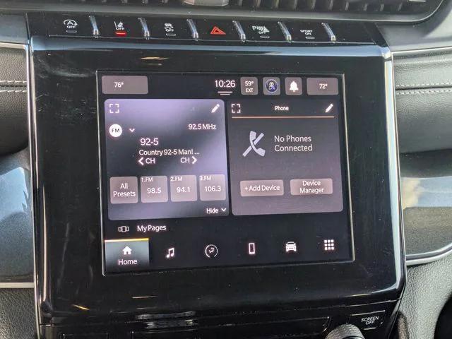 2023 Jeep Grand Cherokee Laredo 4x4