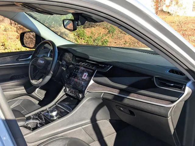 2022 Jeep Grand Cherokee L Limited 4x4