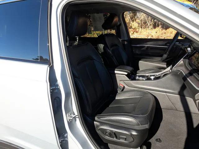 2022 Jeep Grand Cherokee L Limited 4x4