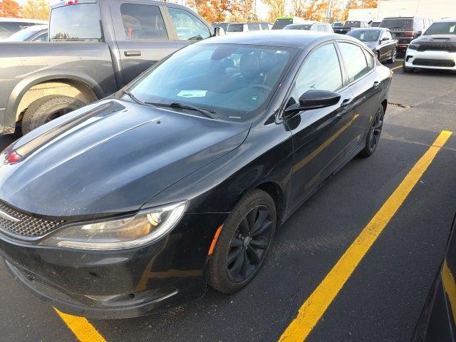 2016 Chrysler 200 S 2016 Chrysler 200 S