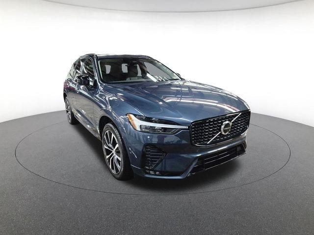 2024 Volvo XC60 B5 Plus Dark Theme 2024 Volvo XC60 B5 Plus Dark Theme