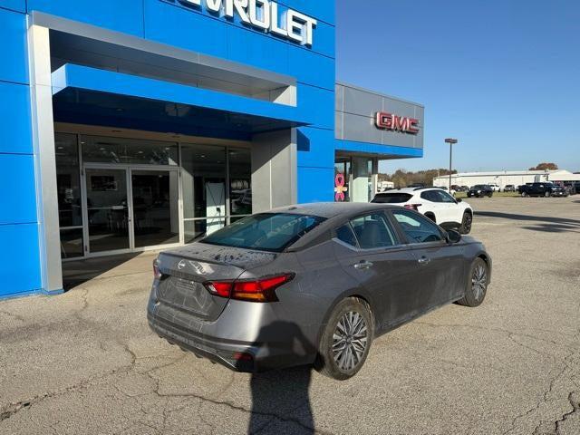 2024 Nissan Altima SV FWD