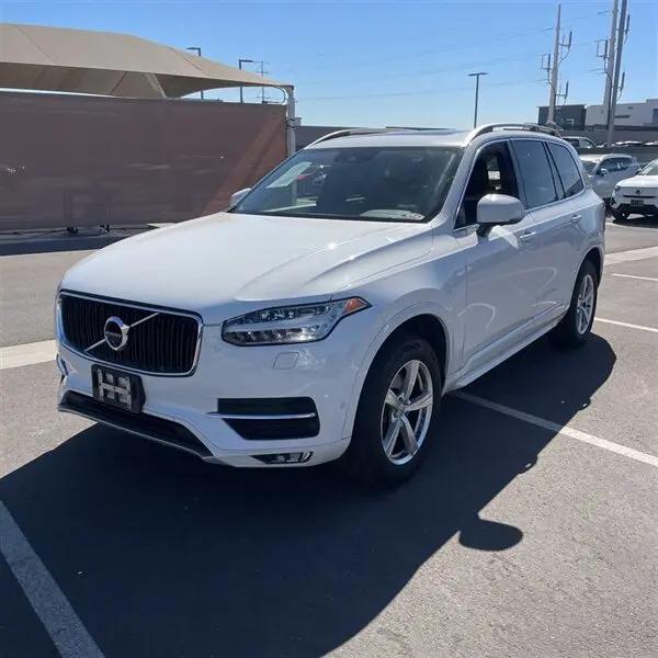 2016 Volvo XC90 T5 Momentum