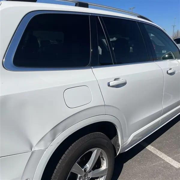2016 Volvo XC90 T5 Momentum
