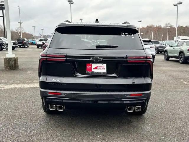 2026 Chevrolet Traverse FWD LT