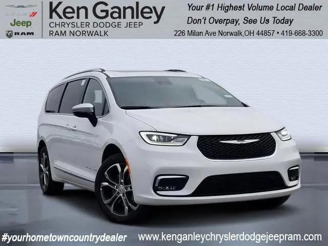 2026 Chrysler Pacifica Pinnacle AWD for sale in Norwalk, OH
