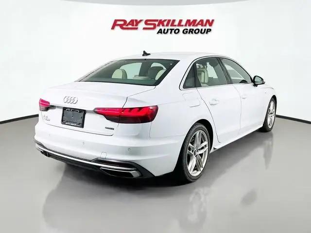 2022 Audi A4 Premium Plus 45 TFSI S line quattro S tronic