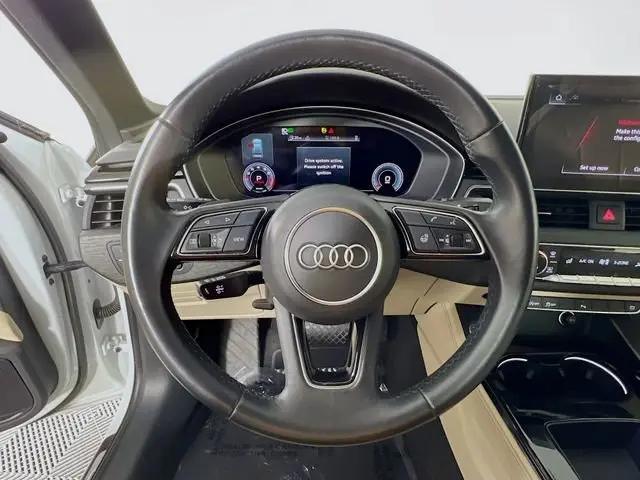 2022 Audi A4 Premium Plus 45 TFSI S line quattro S tronic