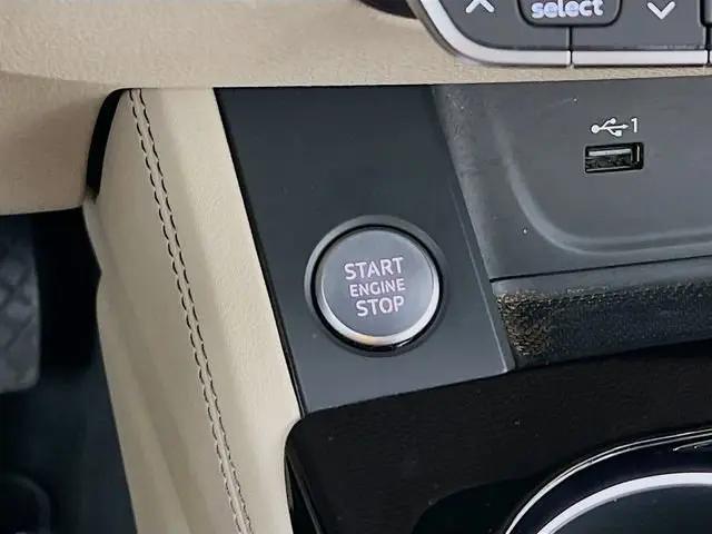 2022 Audi A4 Premium Plus 45 TFSI S line quattro S tronic