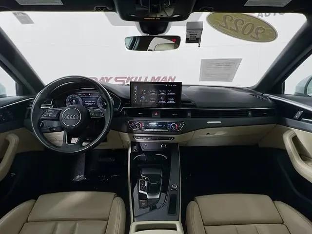 2022 Audi A4 Premium Plus 45 TFSI S line quattro S tronic