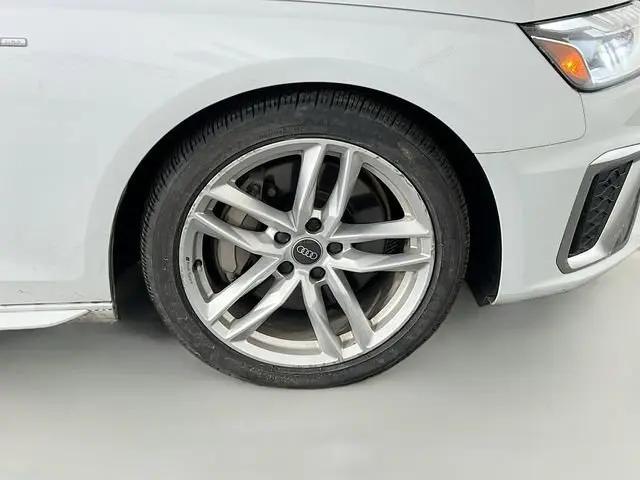 2022 Audi A4 Premium Plus 45 TFSI S line quattro S tronic