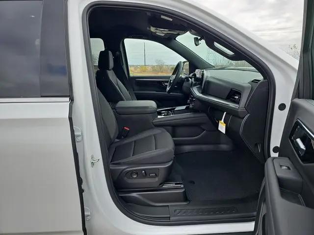 2026 Chevrolet Suburban LS, RWD