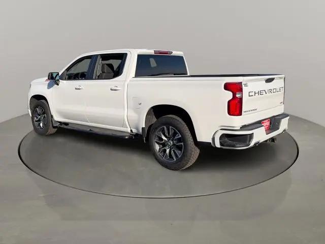 2022 Chevrolet Silverado 1500 4WD Crew Cab Short Bed RST