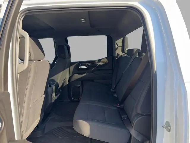 2022 Chevrolet Silverado 1500 4WD Crew Cab Short Bed RST