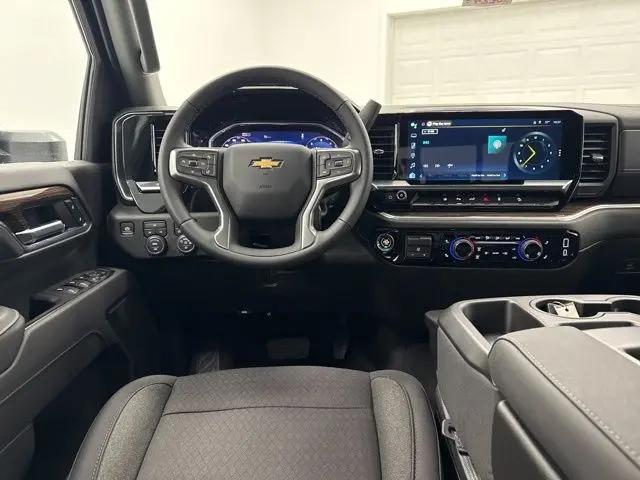 2026 Chevrolet Silverado 2500HD Crew Cab, Standard Bed, LT, 4WD