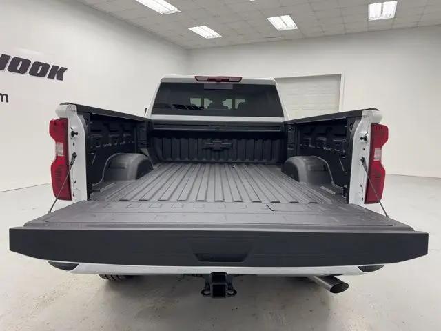 2026 Chevrolet Silverado 2500HD Crew Cab, Standard Bed, LT, 4WD