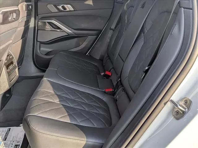 2026 BMW X6 M60i