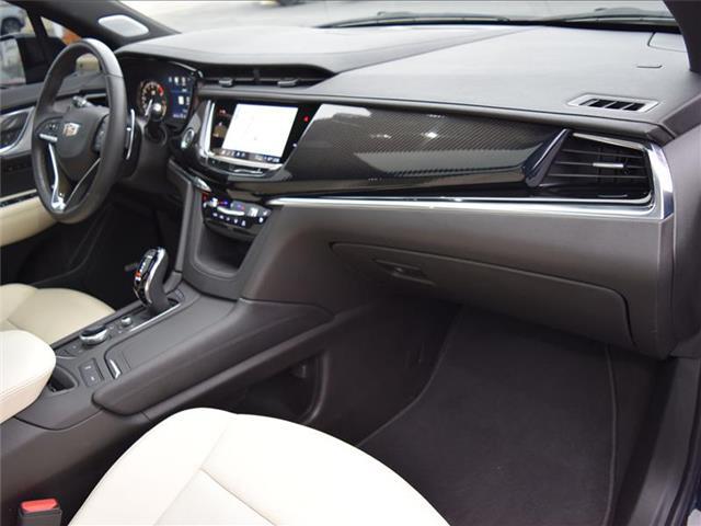 2023 Cadillac XT6 Sport