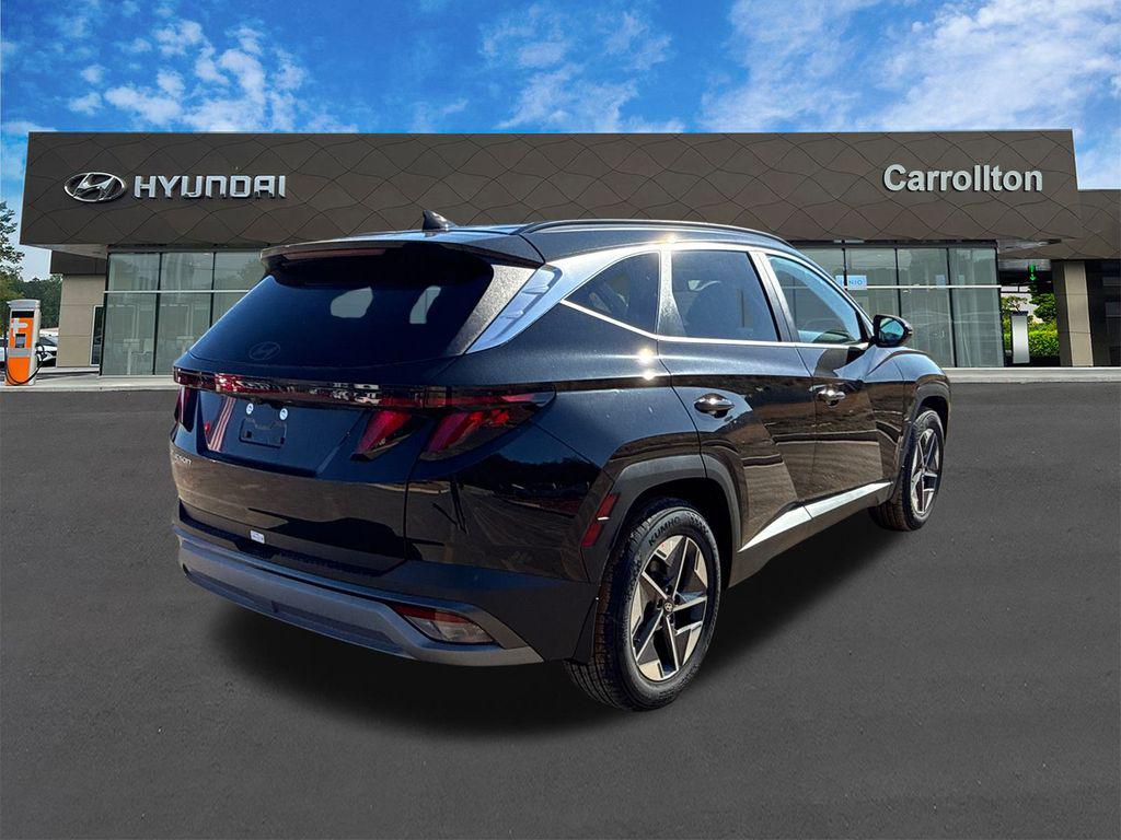 New 2026 Phantom Black HYUNDAI SEL FWD image 6