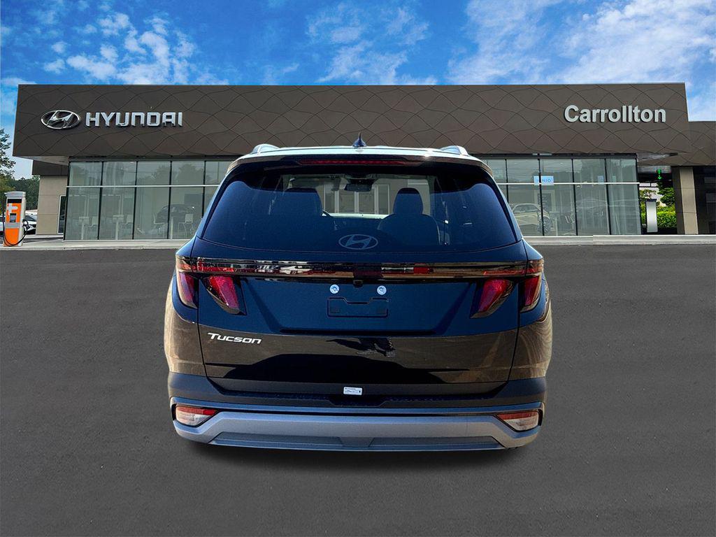 New 2026 Phantom Black HYUNDAI SEL FWD image 7