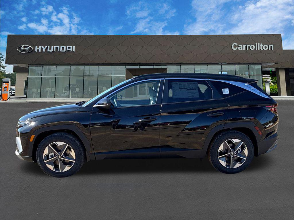 New 2026 Phantom Black HYUNDAI SEL FWD image 9