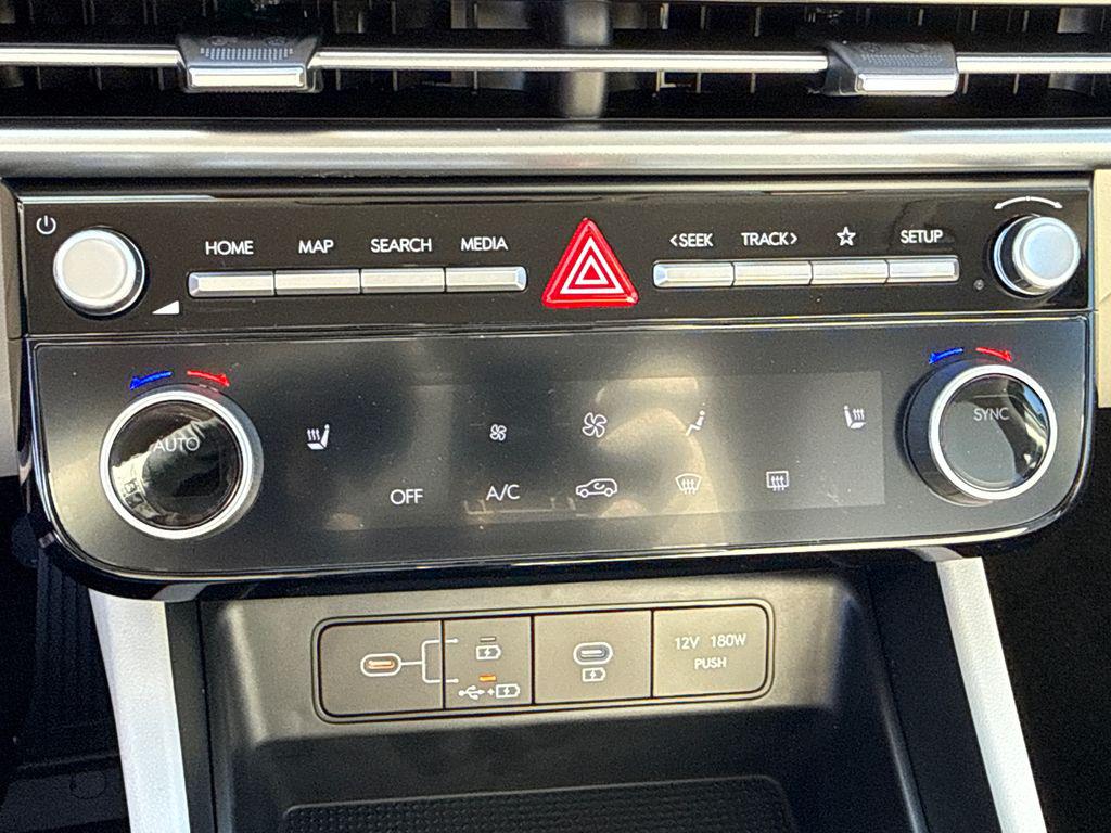 New 2026 Phantom Black HYUNDAI SEL FWD image 30