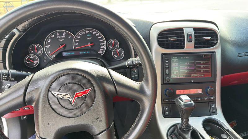 2005 Chevrolet Corvette Base