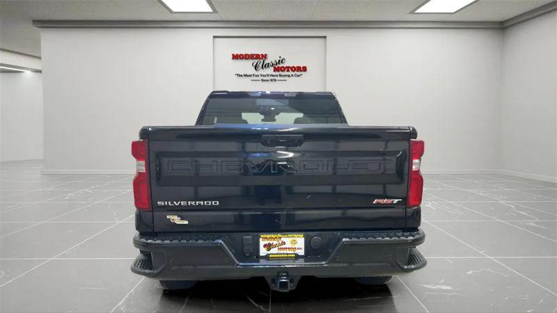 2022 Chevrolet Silverado 1500 4WD Crew Cab Standard Bed RST