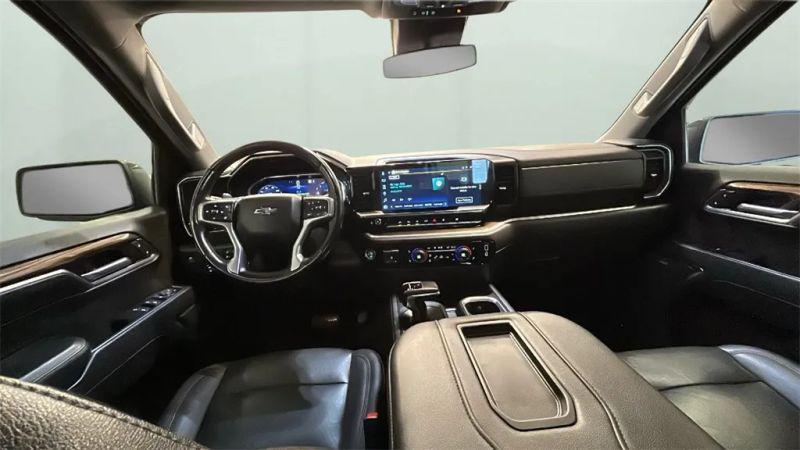 2022 Chevrolet Silverado 1500 4WD Crew Cab Standard Bed RST