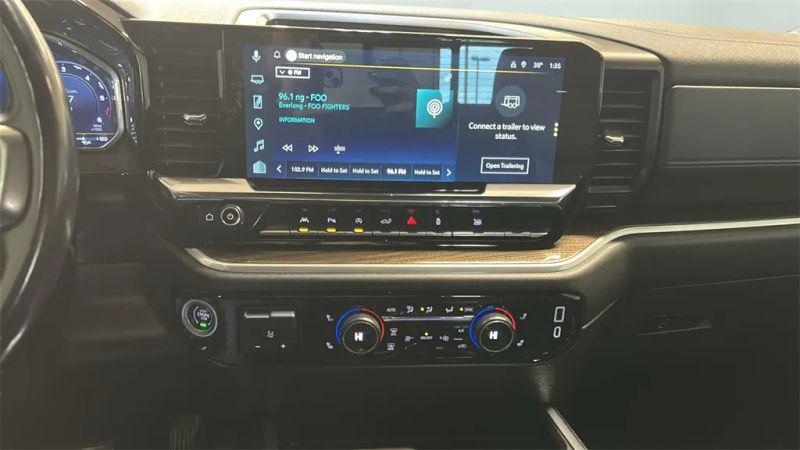 2022 Chevrolet Silverado 1500 4WD Crew Cab Standard Bed RST