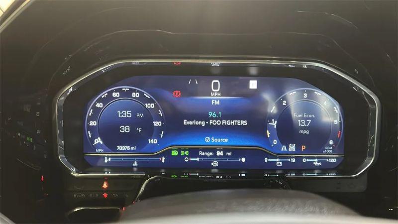 2022 Chevrolet Silverado 1500 4WD Crew Cab Standard Bed RST
