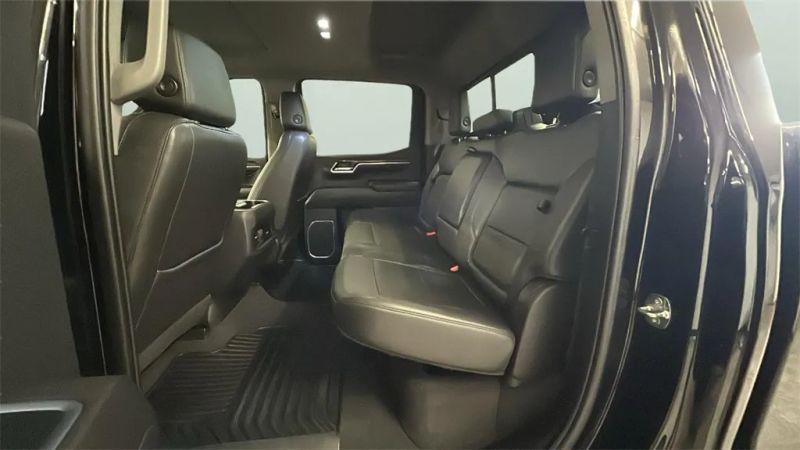 2022 Chevrolet Silverado 1500 4WD Crew Cab Standard Bed RST