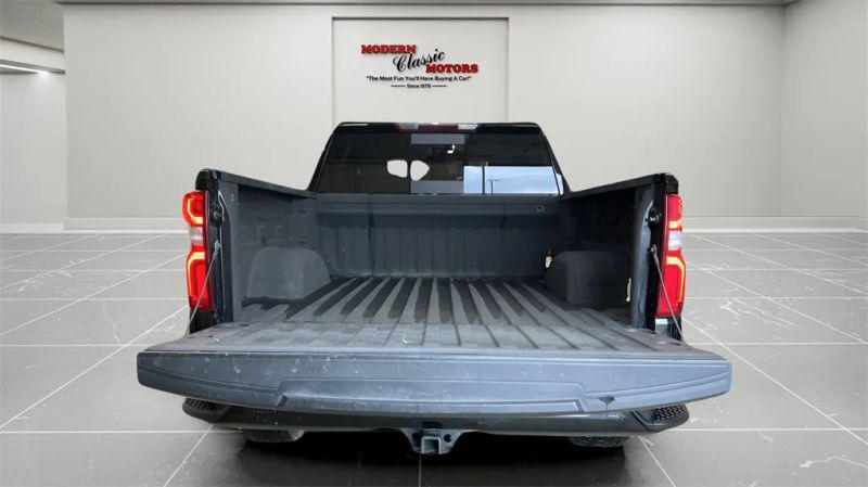2022 Chevrolet Silverado 1500 4WD Crew Cab Standard Bed RST