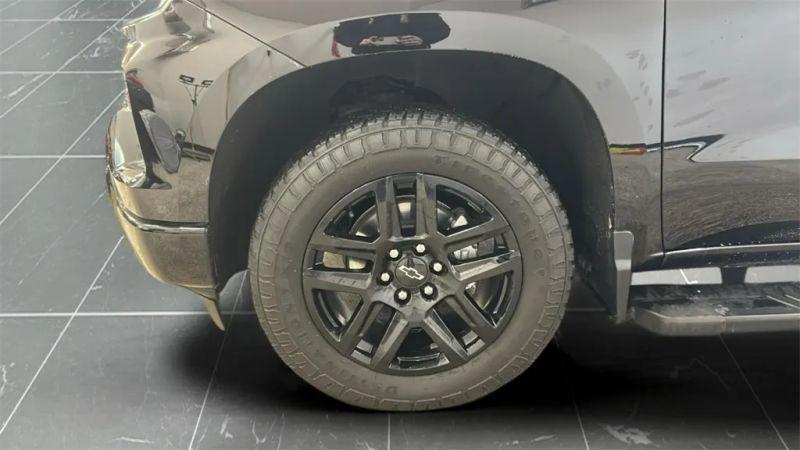 2022 Chevrolet Silverado 1500 4WD Crew Cab Standard Bed RST