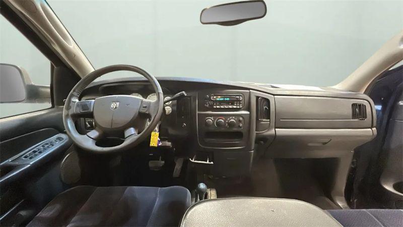 2004 Dodge Ram 3500 SLT/Laramie