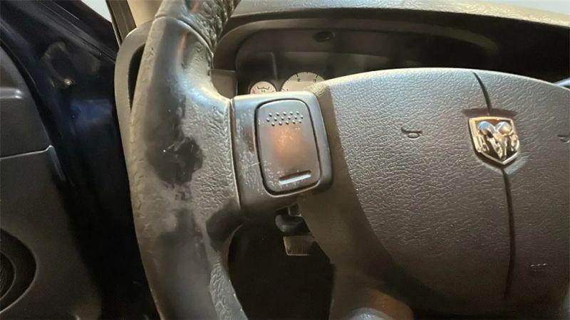 2004 Dodge Ram 3500 SLT/Laramie
