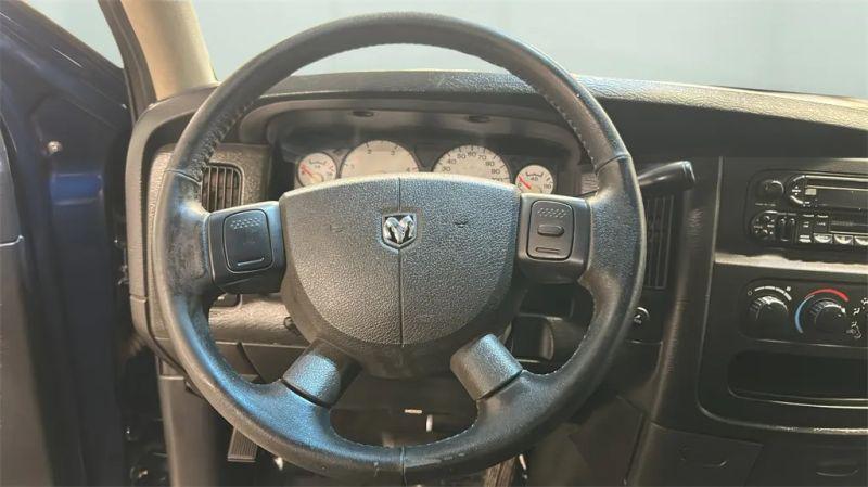 2004 Dodge Ram 3500 SLT/Laramie