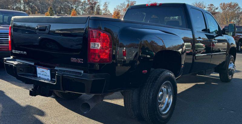 2011 GMC Sierra 3500HD Denali