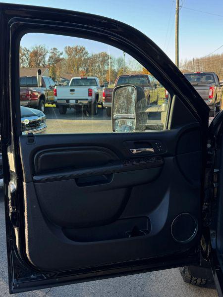 2011 GMC Sierra 3500HD Denali