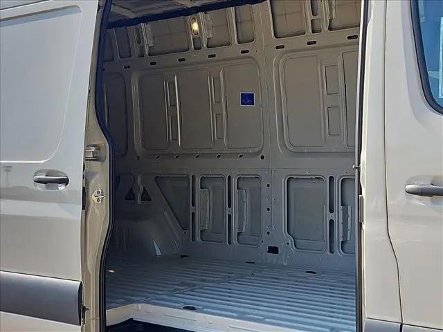 2026 Mercedes-Benz Sprinter 2500 High Roof 4-Cyl Diesel HO