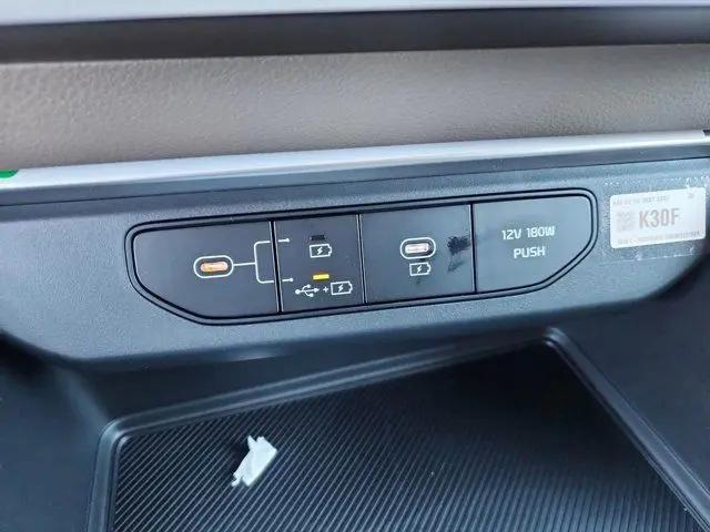 2026 Kia Carnival MPV LXS