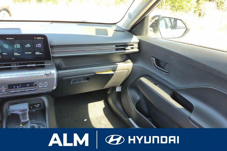 New 2026 White HYUNDAI SEL Sport FWD image 21