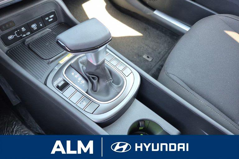 New 2026 White HYUNDAI SEL Sport FWD image 27