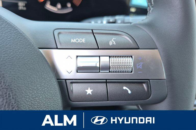 New 2026 White HYUNDAI SEL Sport FWD image 28
