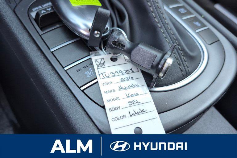 New 2026 White HYUNDAI SEL Sport FWD image 32