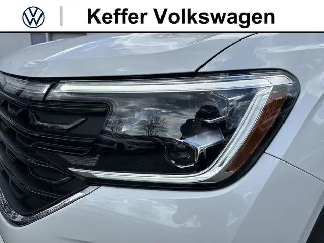 2026 Volkswagen Atlas SEL Premium R-Line